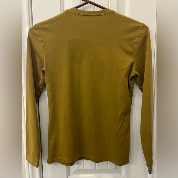 Long Sleeve Women's Top Medium Worn Once EUC - Picture 2 of 4